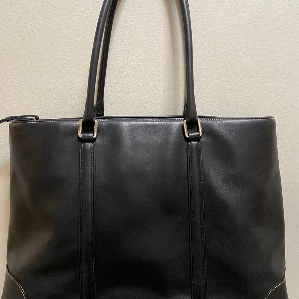 COACH TOTE/OPEN BRIEFCASE